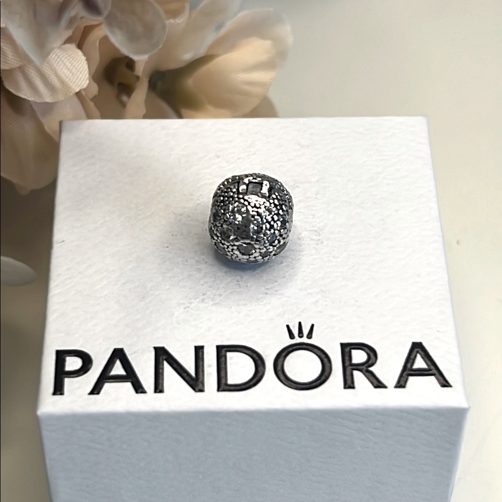 Genuine Pandora silver Cosmic Stars Clip with Clear CZ’s Charm
